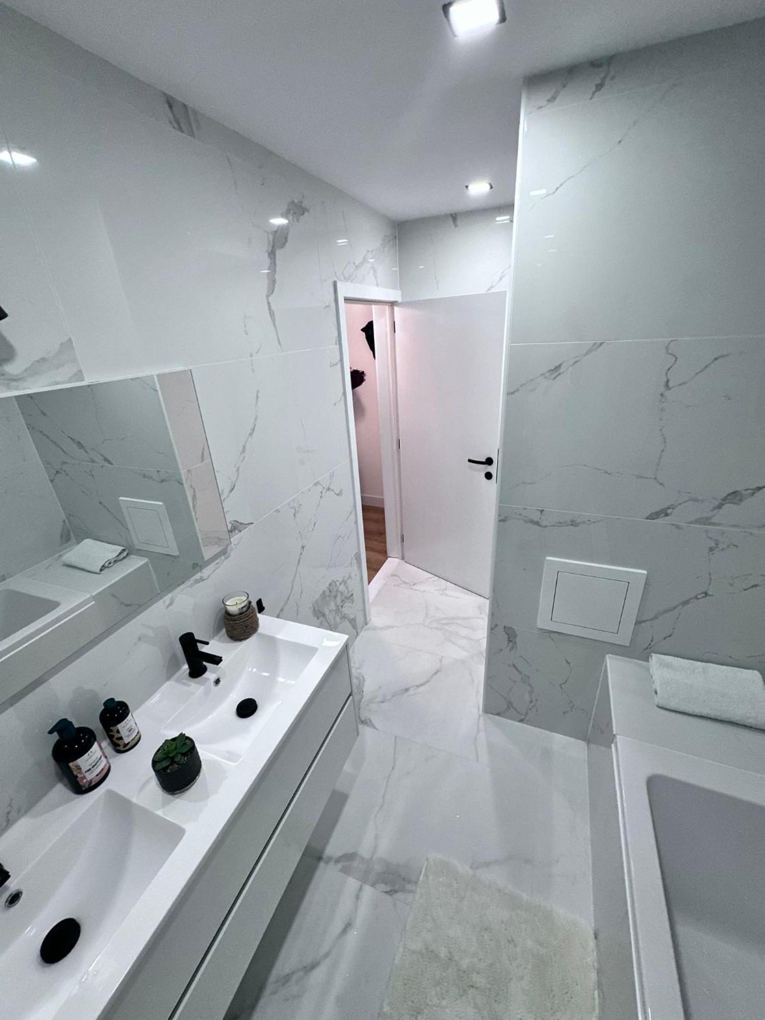 B&B Bredeweg Roermond Bagian luar foto